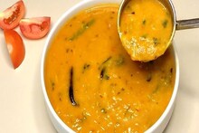 মশলা না! ডালের উপর ছড়ানো হচ্ছে ২৪ ক্যারাট খাঁটি সোনার গুঁড়ো!দেখুন ভাইরাল ভিডিও
