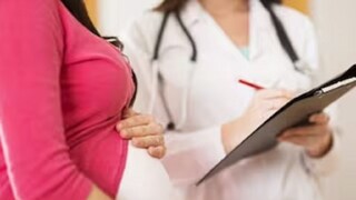 টাকার জন্য সন্তানের জন্ম দেন কলম্বিয়ার মার্থা, মাতৃত্ব নিয়ে মাথাব্যথা নেই তাঁর (Photo: Canva)