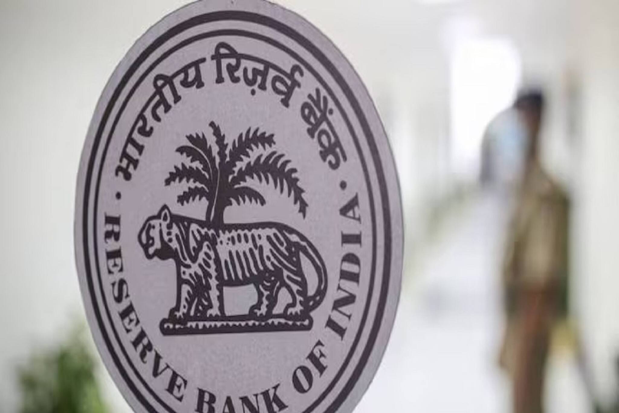 সমবায় ব্যাঙ্কগুলির উপরে ঝুলছে RBI-এর খাঁড়া; বছরের শুরুতেই ৩টির লাইসেন্স বাতিল