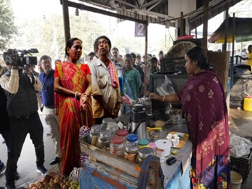 রেল স্টেশনে নয় আগুন জ্বালানো, জোরদার প্রচারে নামল ভারতীয় রেল