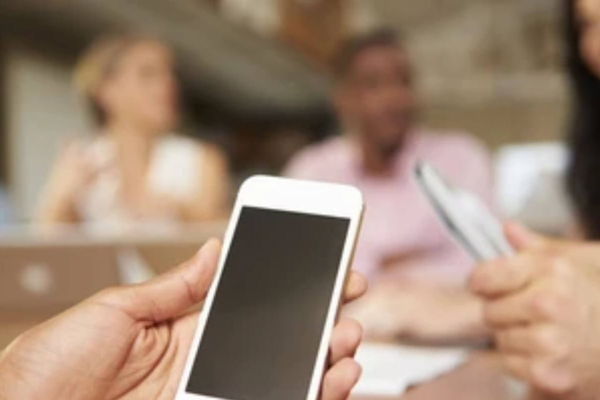 Smartphone Care Tips: অ্যাপ বারবার ক্র্যাশ করছে? সহজ কয়েকটি টিপস মাথায় রাখুন, মাখনের মতো চলবে স্মার্টফোন