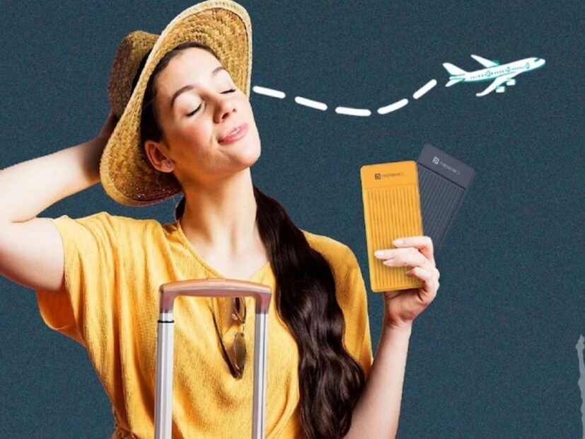 Portronics Luxcell B12 with Type C: এই পাওয়ারব্যাঙ্ক কোম্পানির সাইট থেকে ৭৪৯ ​​টাকায় কেনা যাবে। পাওয়ার ব্যাঙ্ক বর্তমানে একটি অপরিহার্য ডিভাইস যা ভ্রমণের সময় বিশেষভাবে কার্যকর। এই পাওয়ার ব্যাঙ্কে ইউজার 12W ফাস্ট চার্জিংয়ের সাপোর্টও পাবেন। অর্থাৎ, মনের মানুষের সঙ্গে যোগাযোগ বিচ্ছিন্ন হওয়ার প্রশ্নই উঠবে না কোনও সময়েই।