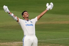 ৬ মেরে শতরান করে বীরুকে মনে করালেন জয়সওয়াল, বিশাখাপত্তনম টেস্টে 'যশস্বী ভব'