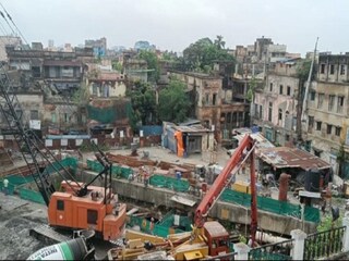 বউবাজারে ক্ষতিগ্রস্ত বাড়ির হস্তান্তর