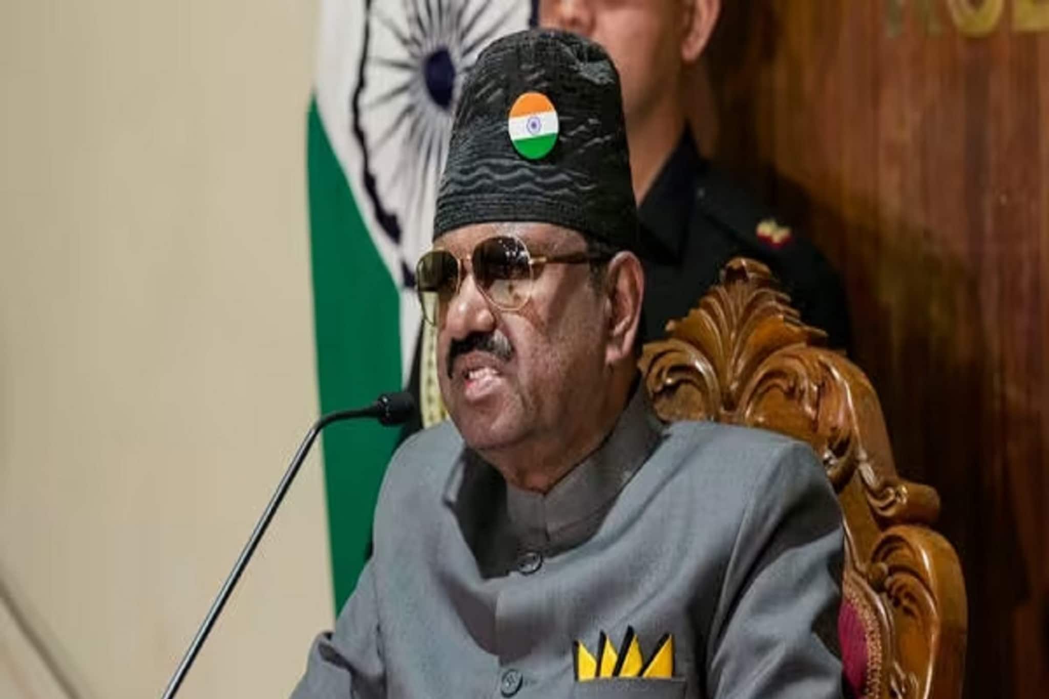 দিল্লি যাচ্ছেন রাজ্যপাল! রাতেই শাহের সঙ্গে বৈঠকের সম্ভাবনা, আলোচনায় 'আরজি কর'?