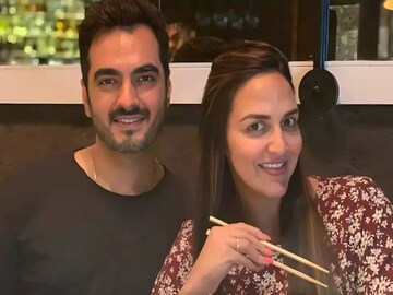 'গাড়ির ভিতরে না বলেই...!' রেগে আগুন এষা, যা করেছিলেন ভরতের সঙ্গে, শিউরে উঠবেন