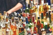 Liquor Sale: মদ বিক্রিতে রেকর্ড আয় রাজ্যের! টাকার অঙ্ক জানলে চোখ কপালে উঠবে