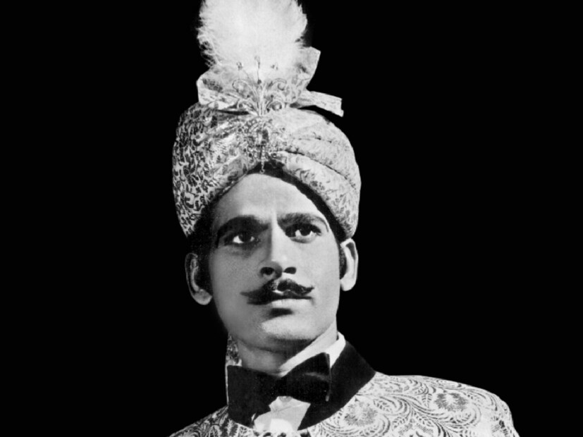 বার্ধক্যজনিত কারণেই তাঁর মৃত্যু হয়েছে বলে জানিয়েছেন কন্যা শান্তালি সরকার। লেক গার্ডেন্সের বাড়িতেই মারা যান 'রত্ন শিরোমণি' পুরস্কারপ্রাপ্ত জাদুকর সুবীর সরকার। জাদুসম্রাট পিসি সরকারের (সিনিয়র) ছাত্র ছিলেন তিনি।