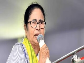 দিল্লি যাত্রা বাতিল করলেন মমতা৷ 