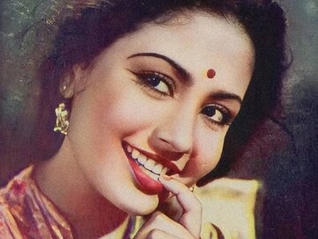 নায়িকার মৃত্যুর পর দেহ ছাড়ানোর টাকাও নেই! অপর নায়িকা সাহায্য করে বলেন শুভমৃত্যু