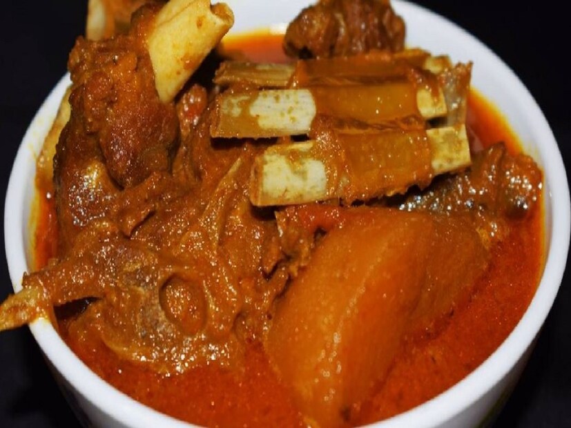 প্রতিদিন ২৫০ গ্রাম পাঠার মাংস খাওয়া যেতেই পারে ৷ তবে হ্যাঁ, যাদের কোলেস্টেরলের মাত্রা ২০০এমজির বেশি তাদের এই মাংস এড়িয়ে চলাই ভাল ৷ Disclamer: এই মতামত News18বাংলার নিজস্ব মত নয়৷ প্রচলিত ধারণার ভিত্তিতেই এই প্রতিবেদন৷ সঠিক ফল পেতে বিশেষজ্ঞের পরামর্শ নিন৷ Photo Collected