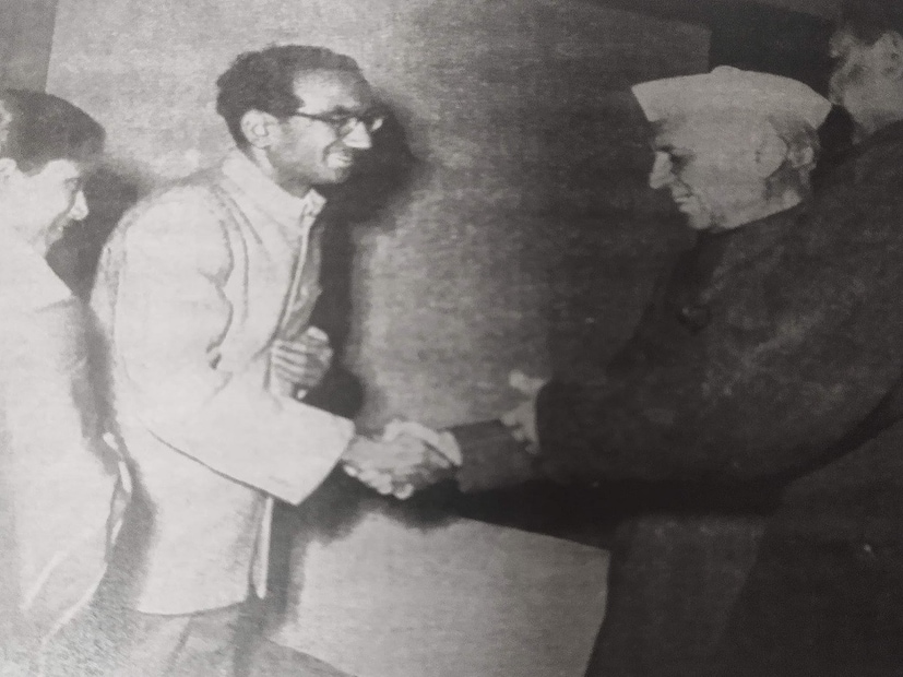 ১৪ অগস্ট ১৯৪৭ সাল৷ ভারত ভেঙে পাকিস্তান তৈরি হল৷ বর্ণাঢ্য অনুষ্ঠানে লর্ড মাউন্ট ব্যাটন ও লেডি ব্যাটন ও গভর্নর জেনারেল মহম্মদ আলি জিন্নার উপস্থিতিতে নবগঠিত রাষ্ট্রের প্রথম জাতীয় সঙ্গীত ‘তরানা এ পাকিস্তান’ গাওয়া হয়৷ সেই মুহূর্তে তৈরি হয় নজির৷ এক ভারতীয় নাগরিক জগন্নাথ আজাদের লেখা গান হয়ে গিয়েছিল পাক জাতীয় সঙ্গীত৷