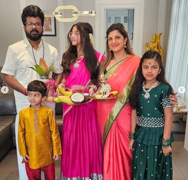 সেখানে নিজের বাড়ি সুন্দর করে সাজিয়েছেন তিনি৷ দুই মেয়ে এবং ১ ছেলেকে বড় করছেন৷ 