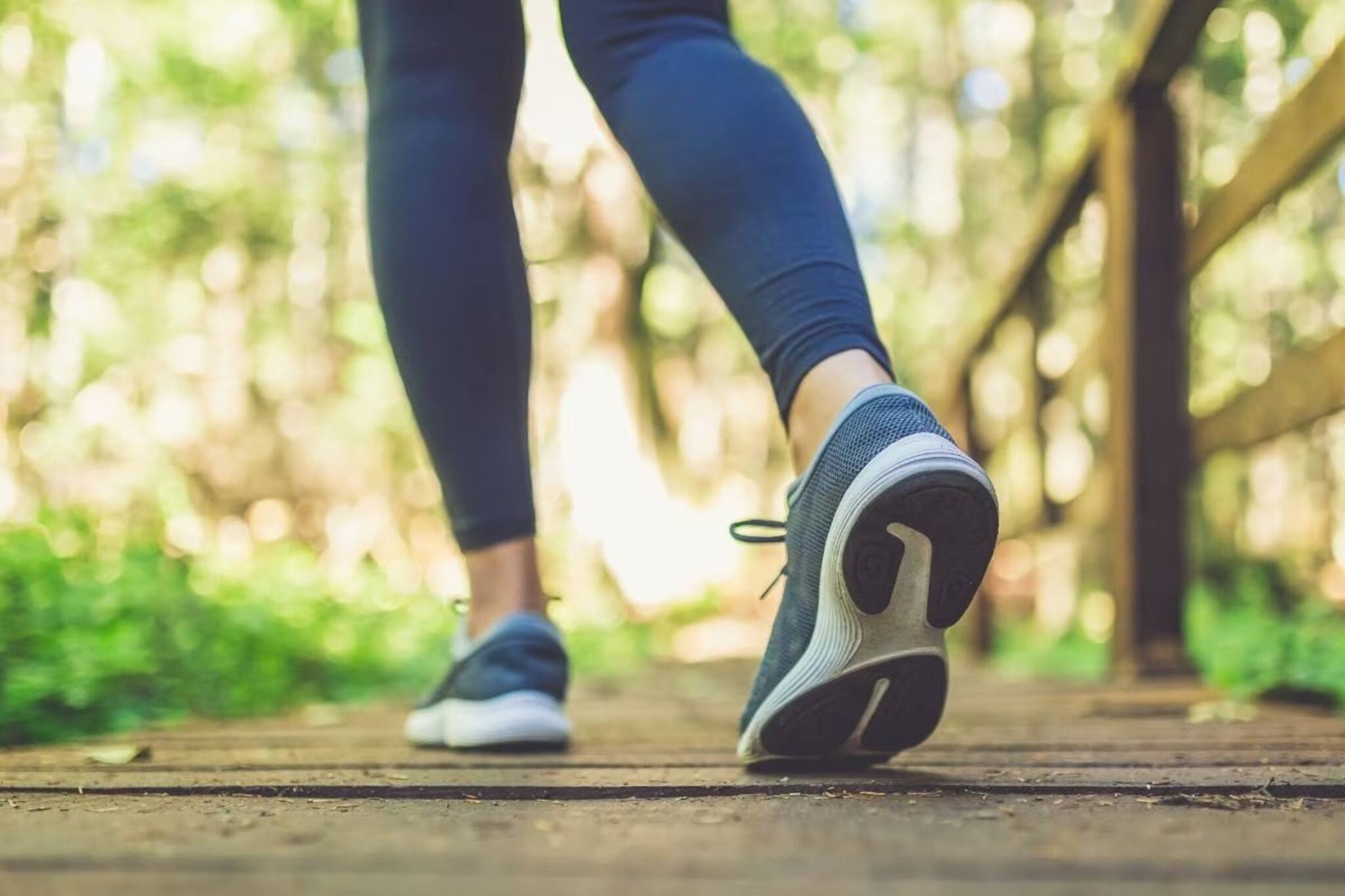 রোজ ১০ হাজার পা হাঁটতে পারবেন? শরীরের যা উপকার হবে, ভাবতে পারবেন না!