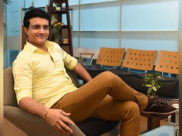Sourav Ganguly: কীভাবে কমানো যায় বয়স? শিখে নিলেন সৌরভ গঙ্গোপাধ্যায়!