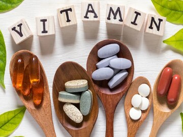 মুঠো মুঠো Vitamin D ট্যাবলেট-ক্যাপসুল খাচ্ছেন? তার বদলে খান এই ৩ খাবার!