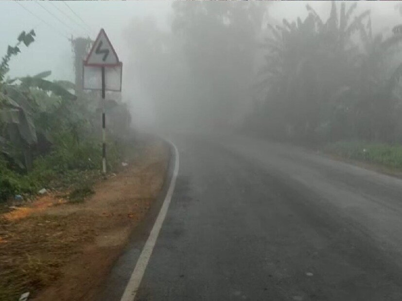 Thunderstorm-Rain Alert: উত্তরবঙ্গে শনিবার পর্যন্ত বৃষ্টি চলতে পারে, যদিও দক্ষিণবঙ্গে শুক্রবার পর্যন্ত বৃষ্টি চলবে। এরপর আবহাওয়ার উন্নতি হলেও তাপমাত্রা কমার সম্ভাবনা নেই বলেই অনুমান আবহাওয়াবিদদের।