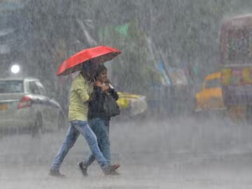 হাতে রাখুন ছাতা, আগামী ২৪ থেকে ৪৮ ঘণ্টায় দক্ষিণবঙ্গের এই সব জেলায় বাড়বে বৃষ্টি!