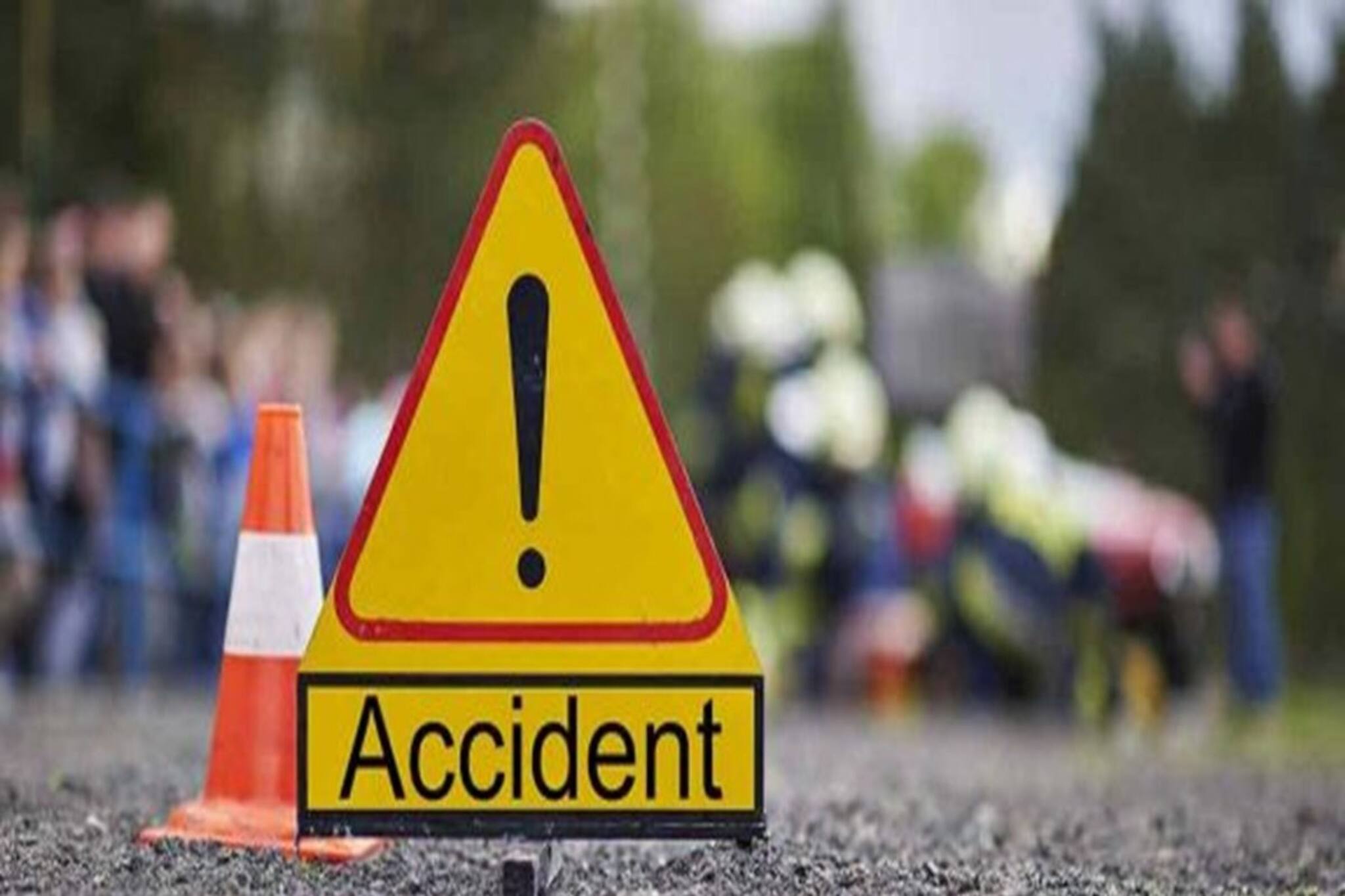 রাস্তা পেরোনোর সময় ট্রাকের চাকায় পিষ্ট