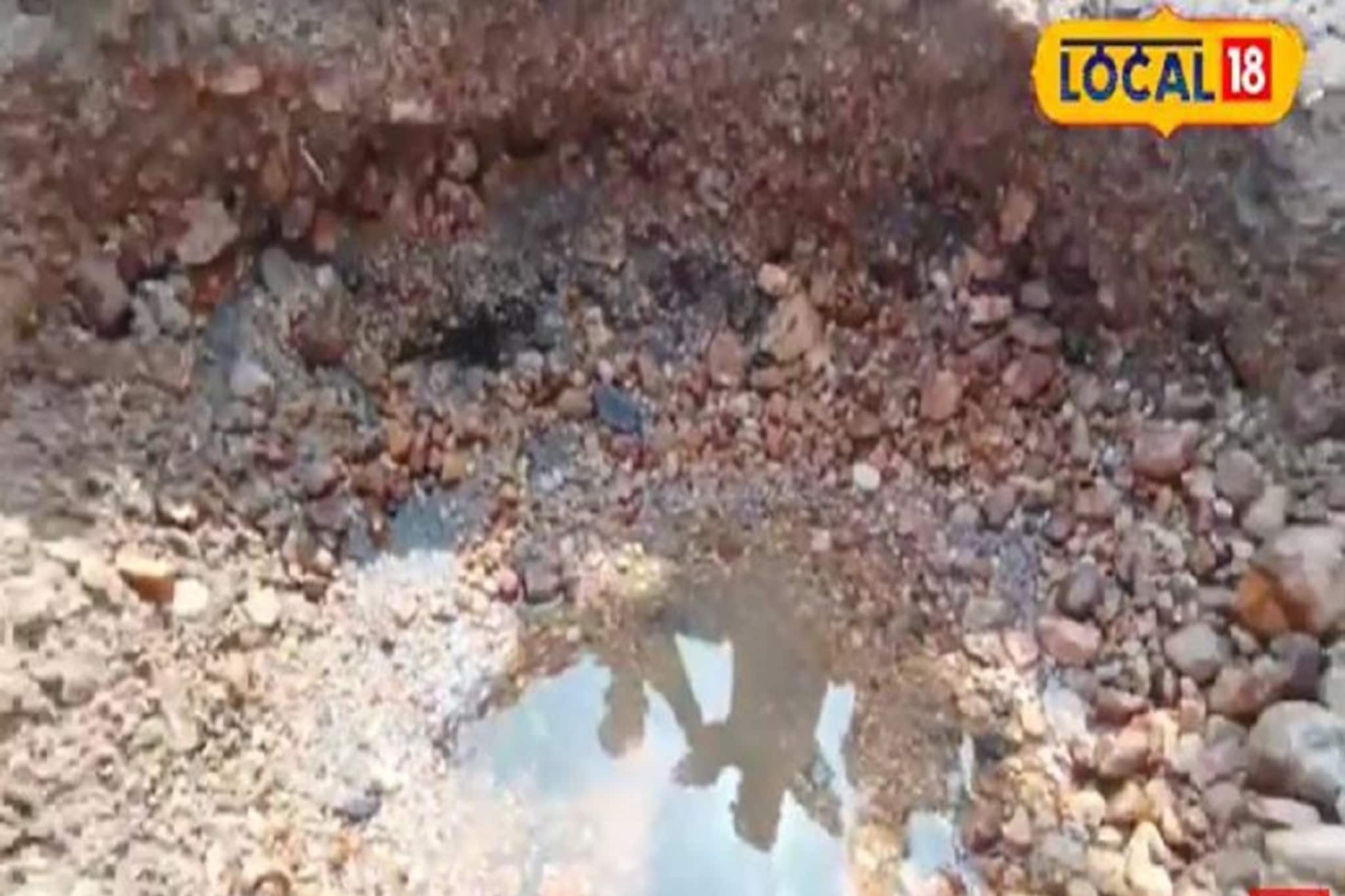 বালি খুঁড়তেই একী বেরিয়ে এল? অবাক কান্ড বাংলার এই জেলায়!