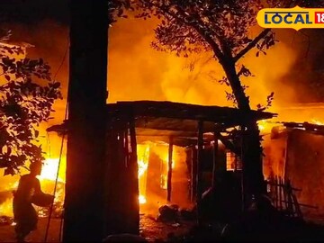 আগুনে পুড়ে ভস্মীভূত ঘর 