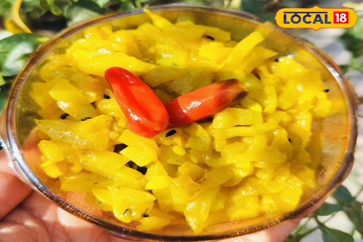 তীব্র গরমে চেটেপুটে খান কালোজিরে-শসার ঘণ্ট! রইল চটজলদি তৈরির রেসিপি তীব্র গরমে চেটেপুটে খান কালোজিরে-শসার ঘণ্ট! রইল চটজলদি তৈরির রেসিপি