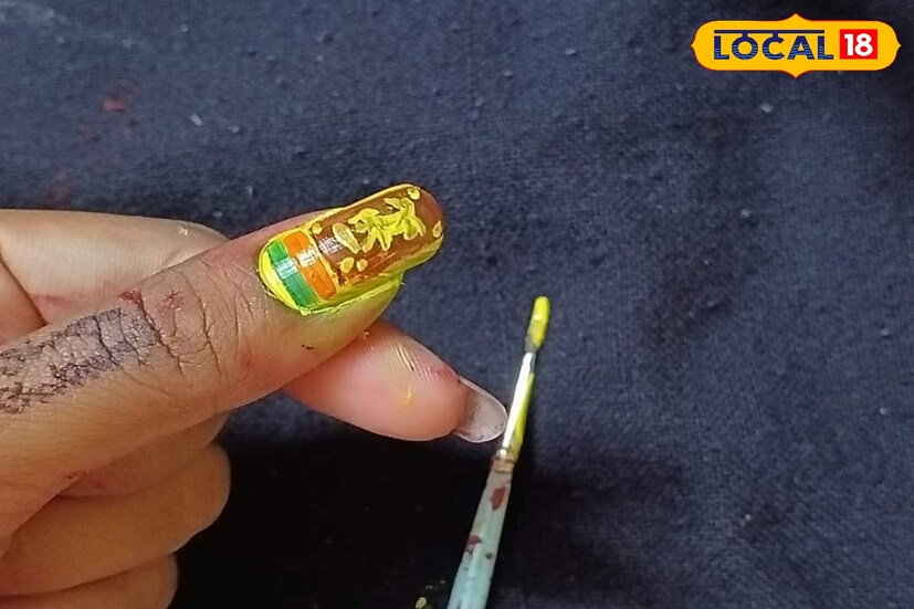 হঠাৎ একদিন তার মনে হয় যে সে নখপালিস খুব একটা পড়েন না। আঙ্গুলের নখও বেশ বড়। তাই তিনি তখন নখের মধ্যে কিছু ছবি আঁকবেন বলে ঠিক করেন। তবে তাঁর মধ্যে ছোট থেকেই নিজের দেশের নাম উজ্জ্বল করার একটা ইচ্ছা ছিল। সেই কারণে সে নিজের দেশের ছবি নখের মধ্যে এঁকে ছবি আঁকা শুরু করে। একই ভাবে মোট ৪৫ টি দেশের ছবিও তিনি আঁকেন নখের মধ্যে।