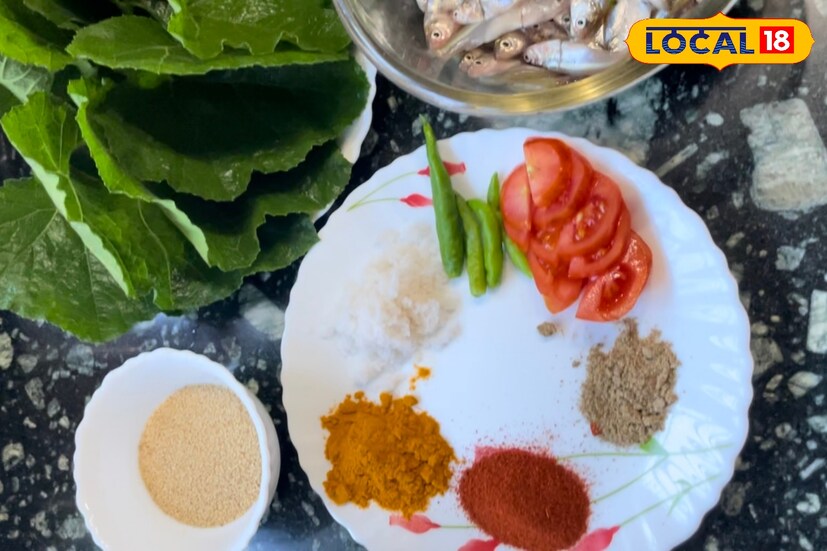 কীভাবে বানাবেন? প্রথমে মোরালা মাছগুলোকে ভালো করে কেটে ধুয়ে নিতে হবে ।তারপর নুন হলুদ দিয়ে ভালো করে ম্যারিনেট করে ৫ থেকে১০ মিনিট রেখে দিতে হবে ।তারপর তার মধ্যে একে একে সরষে বাটা ,পোস্ত বাটা তারপর জিরে অল্প পরিমাণে দিয়ে আবার ভালো করে মেশাতে হবে ।