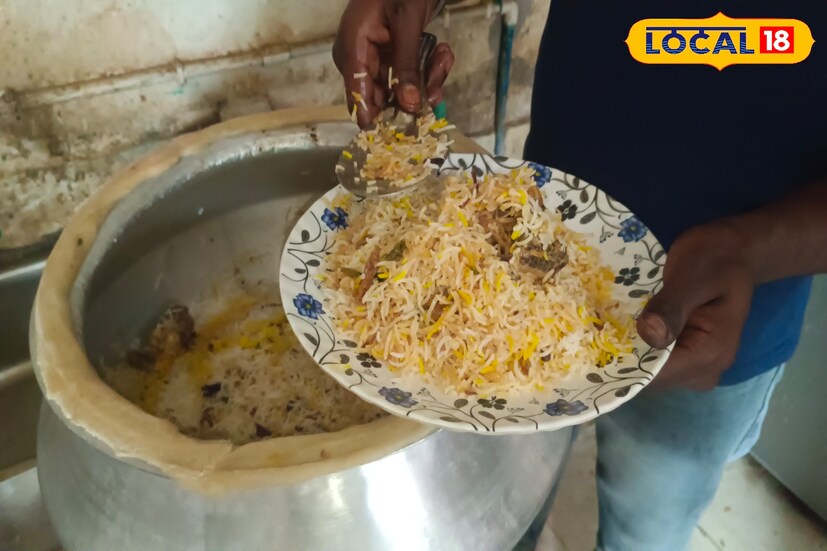 পৌলমী দেবী আরও জানিয়েছেন, বিরিয়ানিতে থাকে হলুদ, জাফরানের মতো মশলা। যেগুলি আমাদের পরিপাকতন্ত্রে হজমের সাহায্য করে। তবে বেশি মশলাদার বিরিয়ানি খেলে হজমের সমস্যা হতে পারে।