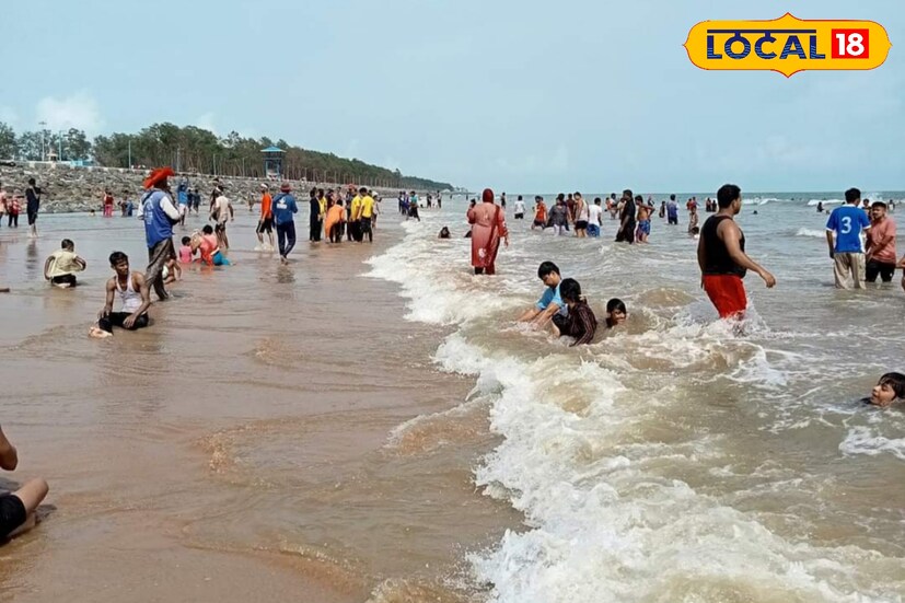 হোলি বা দোল উৎসবের লম্বা ছুটি। পর্যটকেরা ভিড় জমাচ্ছে দিঘা সমুদ্র সৈকতে। এবার সপ্তাহের শুরু দিন সোমবার হোলি বা দোল উৎসব।