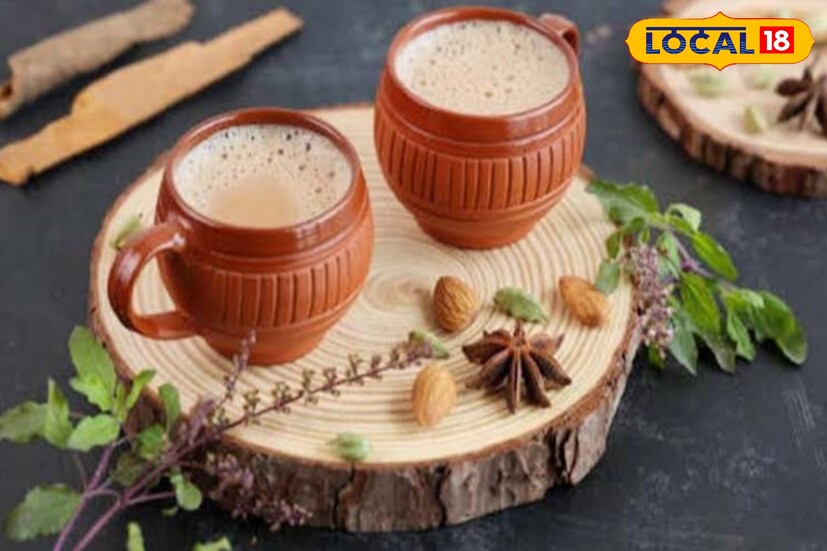 মালাই চা তৈরিতে উপকরণ হিসেবে ৪ টেবিল চামচ চা কিংবা ৪টা টি ব্যাগ, ৩ কাপ দুধ, পরিমাণ মতো চিনি, এলাচ, দুধের সর বা মালাই প্রয়োজন। 