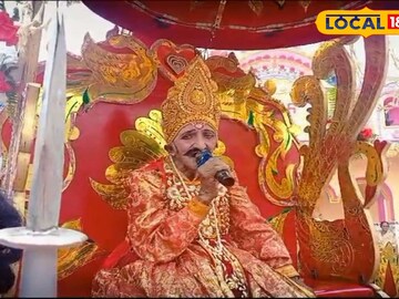 সিংহাসনে