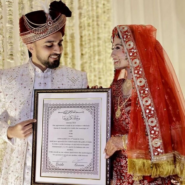 রিয়্যালিটি সিজনের ১২ নম্বর সিজনের প্রতিযোগী সোমি খানকে বিয়ে করলেন আদিল। সোমি তাঁর দিদি সাবা খানের সঙ্গে অংশ নিয়েছিলেন সলমন খানের শো-তে। যেবার জয়ীর ট্রফি নিয়ে গিয়েছিলেন অভিনেত্রী দীপিকা কক্কর।