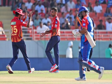 ঋষভ পন্থের আউট- Photo- AP 