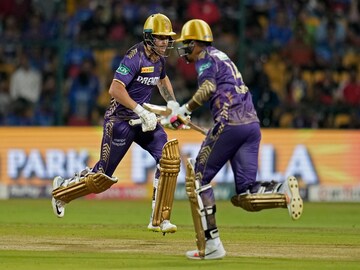 আইপিএলের এই লোগো কোন ব্যাটারের শট দেখে তৈরি? নামটা শুনলে অবাক হবেন