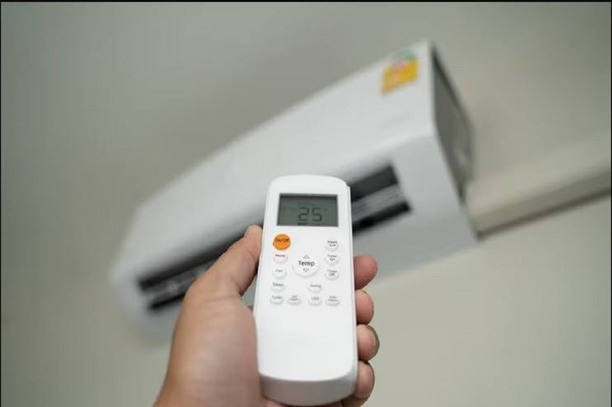 AC Tips: হতে পারে মারাত্মক বিপদ! গরমে দীর্ঘসময় এসি চালানোর আগে দেখে নিন এই জিনিস