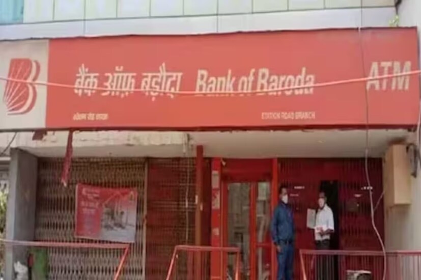 উল্লেখ্য, ব্যাঙ্ক অফ বরোদায় ৭ দিন থেকে ১০ বছর মেয়াদের ফিক্সড ডিপোজিট স্কিম রয়েছে। সুদের হার ভিন্ন। ব্যাঙ্ক অফ বরোদা তিরঙ্গা প্লাস ডিপোজিট স্কিমে উচ্চ সুদের হার এবং নিশ্চিত রিটার্ন দেয়। নন-কলেবেল ডিপোজিটে গ্রাহকদের আরও সুবিধা প্রদানের জন্য, ব্যাঙ্ক খুচরো মেয়াদি আমানতের নন-কলেবেল প্রিমিয়াম ০.১৫ শতাংশ থেকে বাড়িয়ে ০.২৫ শতাংশ করেছে।