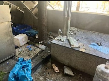 বিস্ফোরণের পর বেঙ্গালুরুর ক্যাফের ভিতরের ছবি৷ 