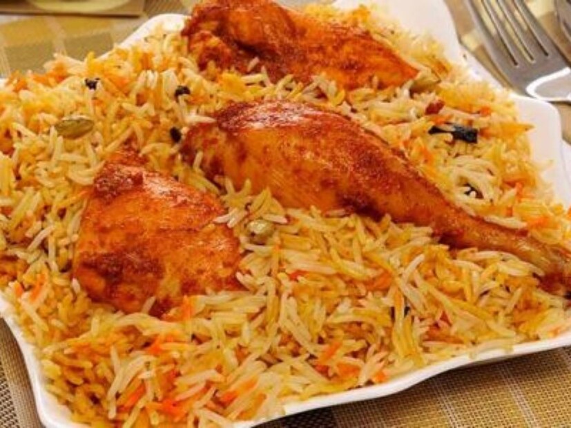 ভারতের বিভিন্ন রাজ্যে খাবারের নানারকম প্রকারভেদ দেখা যায়। এত রকমারি খাবার খুব কম দেশের লোকেরাই খেয়ে থাকেন। তবে ভারতে খুবই জনপ্রিয় এমন অনেক খাবার রয়েছে যা এদেশের নয়। বিভিন্ন সূত্রে বিদেশিদের হাত ধরে এদেশে শুরু এই সকল খবারের চল। পরে তা আমরা আমরা আপন করে নিয়েছি। আমাদের দেশে বিভিন্ন রাজ্যে বিভিন্ন ধরনের বিরিয়ানি তৈরি হয়। প্রত্যেকটির স্বাদ, বিশেষত্ব আলাদা। যেমন কলকাতা বিরিয়ানি খুবই হাল্কা স্বাদের এবং এতে অবশ্যই একটি বড় সাইজের আলু পাওয়া যায়। 