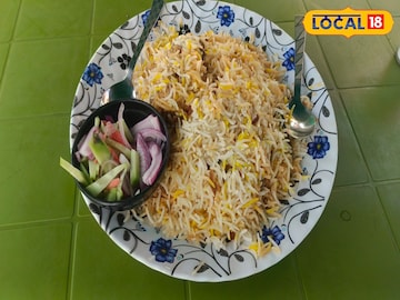বিরিয়ানি কি খুবই অস্বাস্থ্যকর খাবার? এটি খেলে শরীরে কী হয় জানেন? চমকে যাবেন বিরিয়ানি কি খুবই অস্বাস্থ্যকর খাবার? এটি খেলে শরীরে কী হয় জানেন? চমকে যাবেন