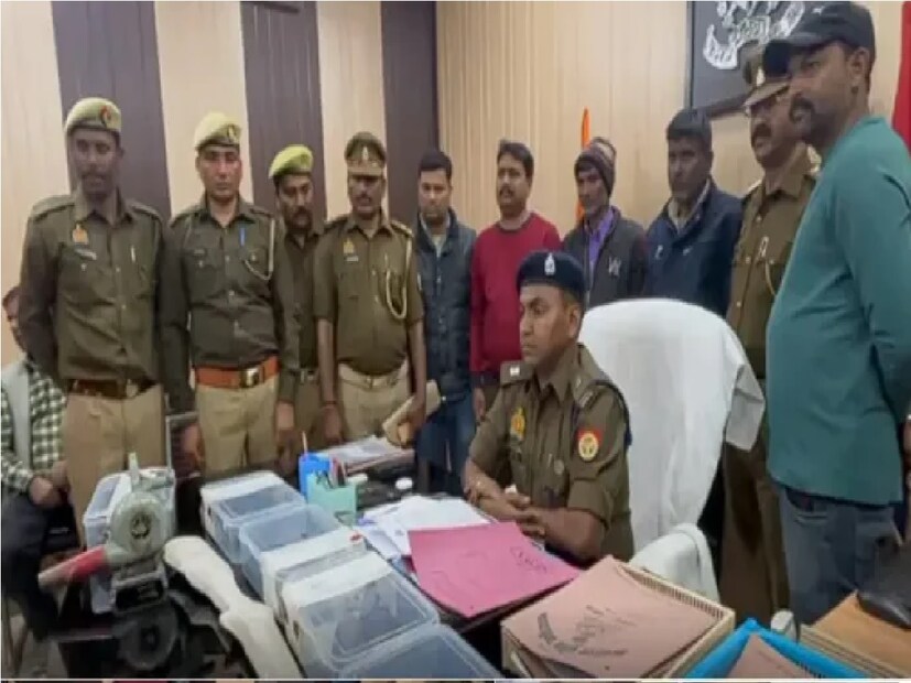 অবশ্য  লখিমপুর খেরি পুলিশের এই বড় সাফল্যের নেপথ্যে সূত্রের দেওয়া টিপসও কাজ করে৷  এক তথ্যদাতার খবরে, তারা নদীর তীরে একটি অবৈধ বন্দুকের কারখানা খুঁজে পায়৷  সোয়াট ও পুলিশের দল যৌথভাবে অভিযান চালিয়ে ঘটনাস্থল থেকে ৫০টি সেমিফিনিশড, ১২টি ফিনিশড পিস্তল ও বিপুল পরিমাণ অবৈধ অস্ত্র তৈরির সরঞ্জাম উদ্ধার করে৷