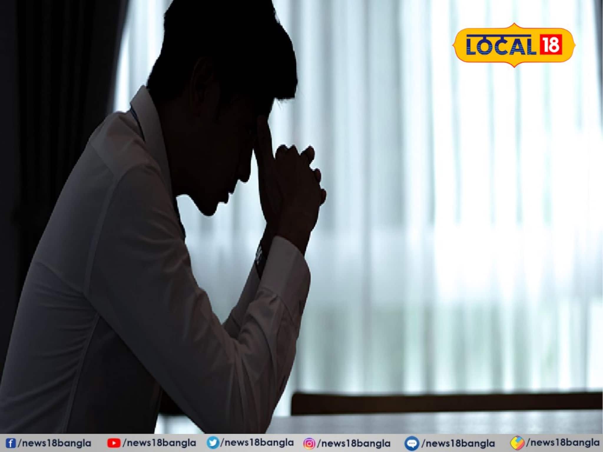 অনলাইনে বন্ধু,দুর্বল মুহূর্তের ফটো দিয়ে সর্বস্বান্ত করার ছক,বাঁচবেন এই পদ্ধতিতে