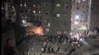 গার্ডেনরিচে ভেঙে পড়ল বহুতল