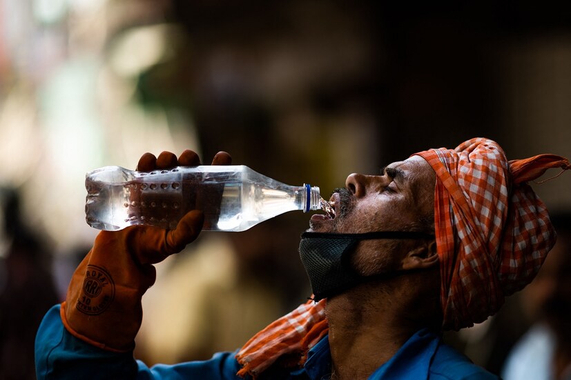 IMD Heatwave Alert: পূর্ব ও উত্তর-পূর্ব ভারতের কিছু অংশ এবং উত্তর-পশ্চিম ভারতের বিচ্ছিন্ন কিছু অংশ ছাড়া দেশের প্রায় বেশিরভাগ অংশেই এই গ্রীষ্মে স্বাভাবিকের চেয়ে বেশি তাপমাত্রা থাকতে পারে এপ্রিল থেকে জুন পর্যন্ত।
