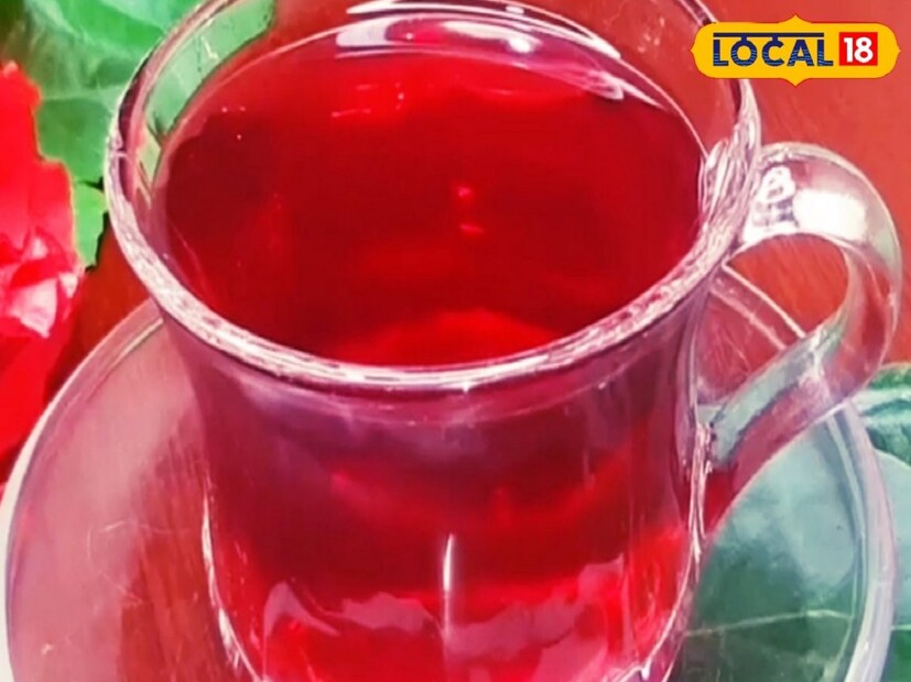 ঘনঘন জ্বরের উপশম কিংবা রক্তচাপ? চিন্তা নেই, বাড়ির পাশে এই একটি ফুলের গাছ থাকলেই সারবে একাধিক দুরারোগ্য রোগ। মন ভাল করতে ফুলের জুড়ি নেই। মানসিক শক্তি জোগাতে সাহায্য করে ফুল। সুন্দর ঘুমের জন্যও সাহায্য করে ফুল। কিছু ফুল আছে যা খাওয়া যায় এবং স্বাস্থ্যের জন্য উপকারী। এমনই একটি ফুল হচ্ছে জবা ফুল। (রিপোর্টার-- পিয়া গুপ্তা)