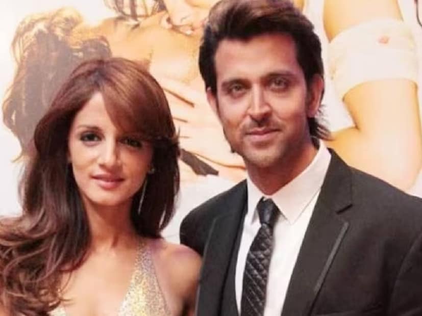একাধিক হিট ছবির নায়ক হৃত্বিক ২০০০ সালে প্রাক্তন স্ত্রী সুজান খানকে বিয়ে করেছিলেন। দম্পতির দুই পুত্র, রেহান এবং হৃদান। তবে সুখের সংসারে চিড় ধরতে শুরু করে ২০১০ সাল নাগাদ।