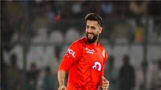 ইমাদকে নিয়ে জোর বিতর্ক Photo- File 