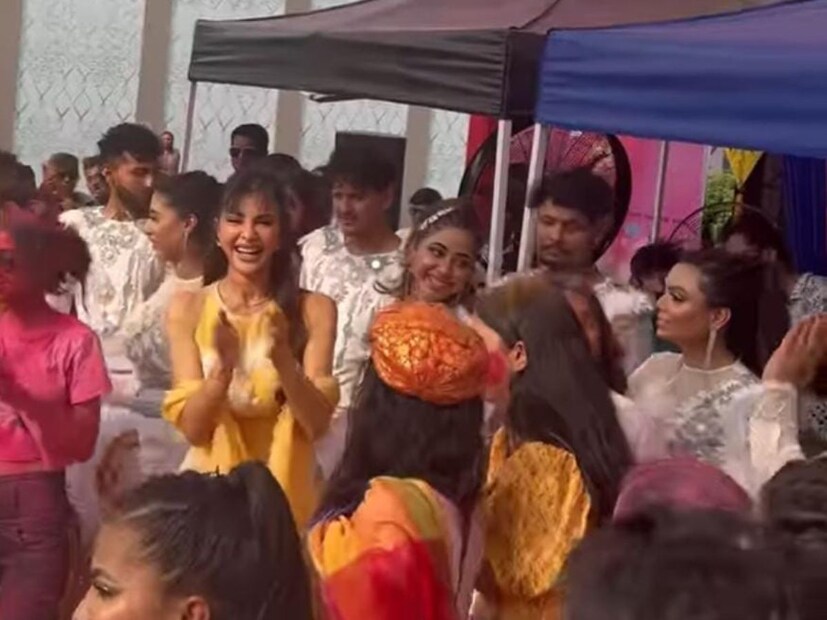 জ্যাকলিন জানান, &quot; হোলিতে প্রথমবার কলকাতায় এসে দারুণ লাগছে। চারিদিকে এত রং এবং এত মানুষ দোলের আনন্দে মেতে উঠেছেন দেখে আমার চোখ সার্থক।&quot; (ছবি সৌজন্যে- @jacquelienefernandez)