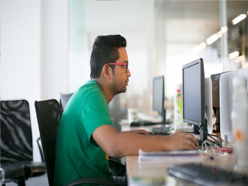 *শিক্ষাগত যোগ্যতা: বিশদ দেখুন। বেতনক্রম: বিশদ দেখুন। সংগৃহীত ছবি।