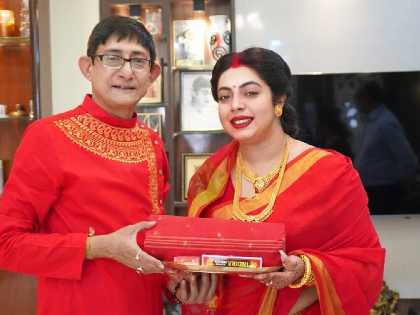 টলিপাড়ায় নতুন তারকা দম্পতি, কাঞ্চন মল্লিক এবং শ্রীময়ী চট্টরাজ। অভিনেতা-বিধায়ক এবং অভিনেত্রীর প্রেম নিয়ে চর্চা হয়েছে বিস্তর। আর সমস্ত কটাক্ষকে ফুৎকারে উড়িয়ে হইহই করে বিয়ে সেরেছেন তাঁরা।